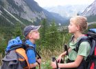 Mit zwei Elefanten über die Alpen. Eine Familie wandert von München nach Venedig.